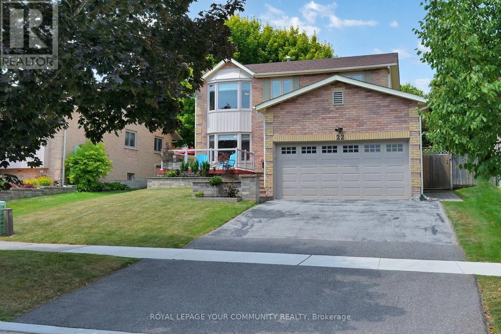 22 HULST DRIVE