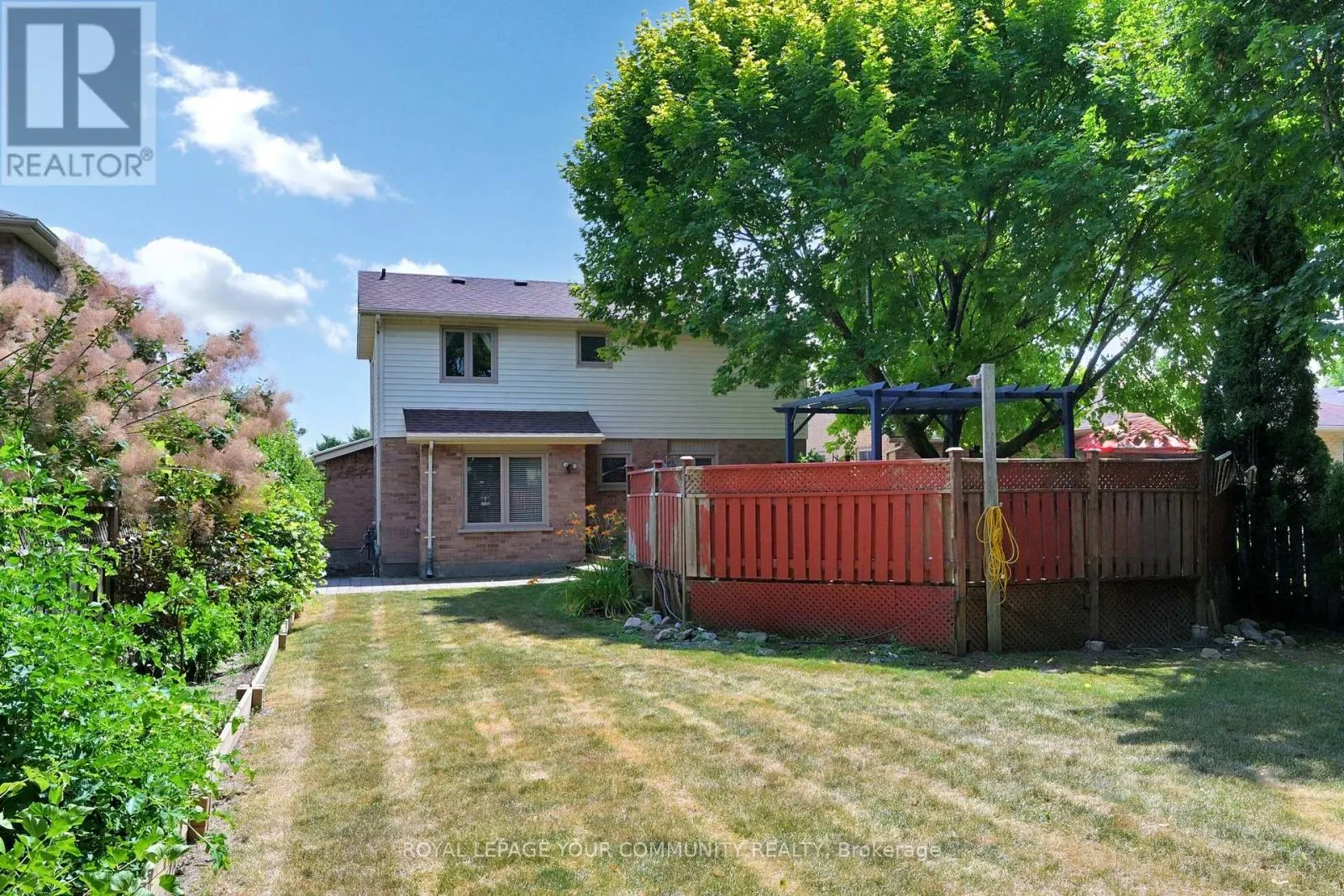 22 HULST DRIVE