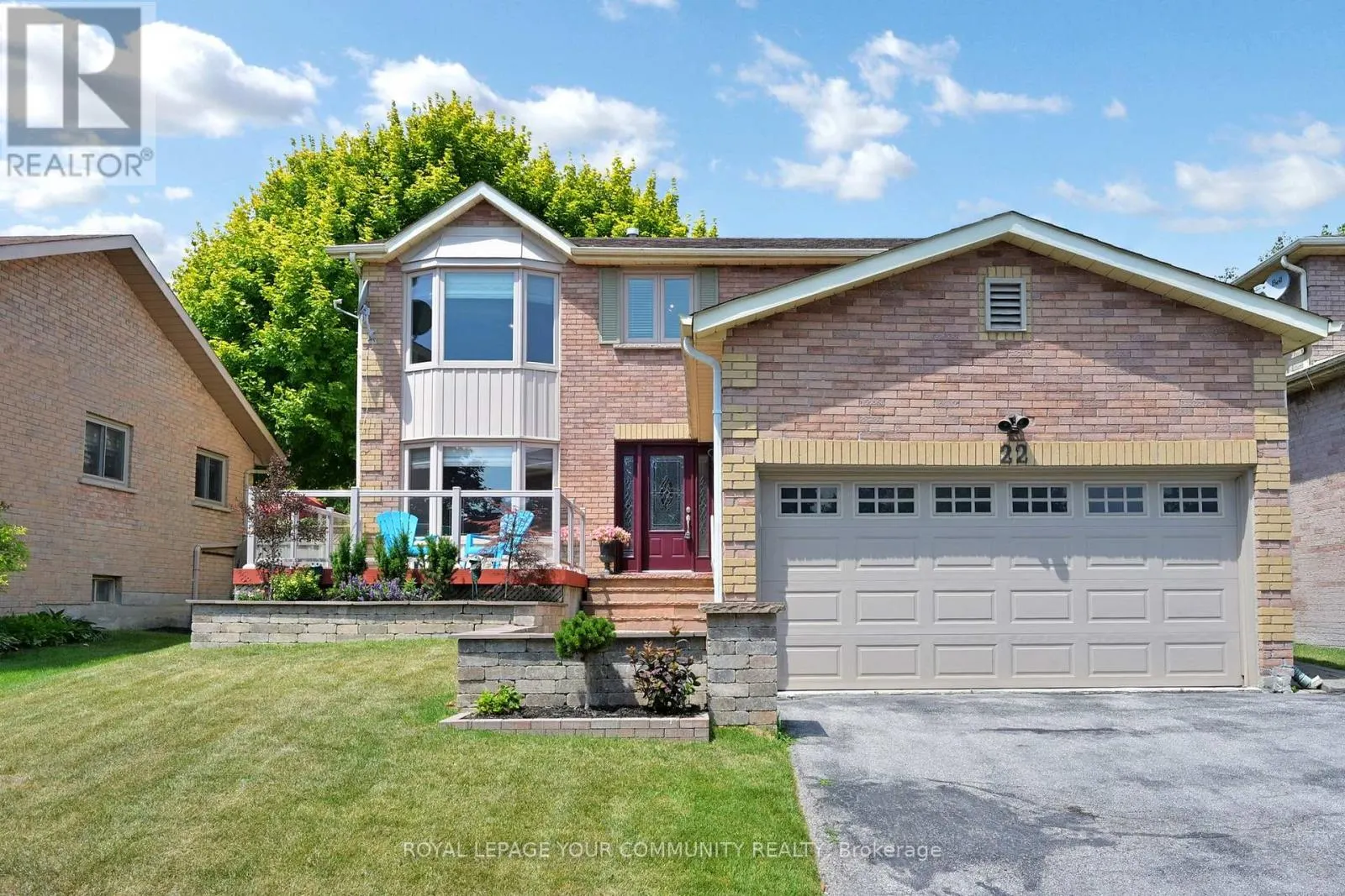 22 HULST DRIVE
