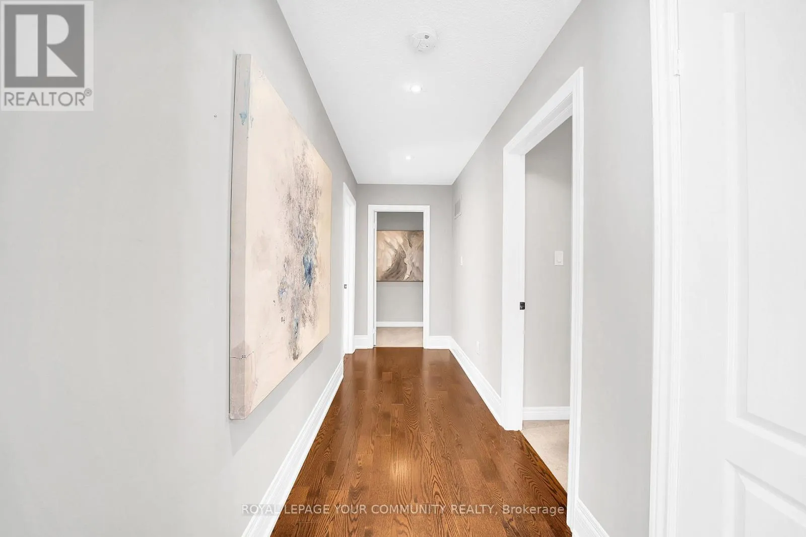 306 WEST LAWN CRESCENT