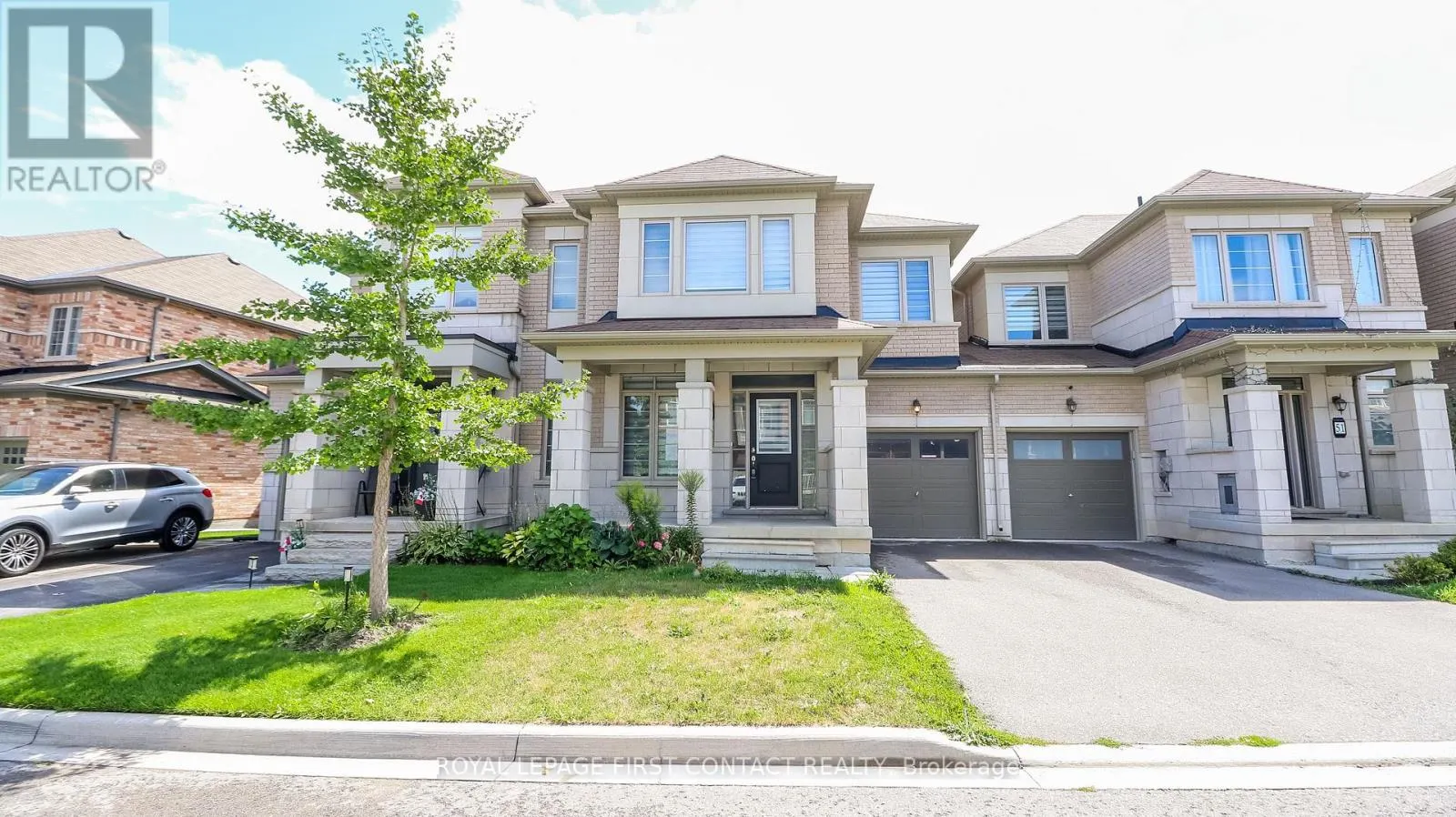 53 MONDIAL CRESCENT