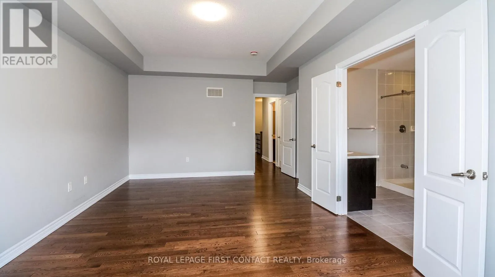 53 MONDIAL CRESCENT