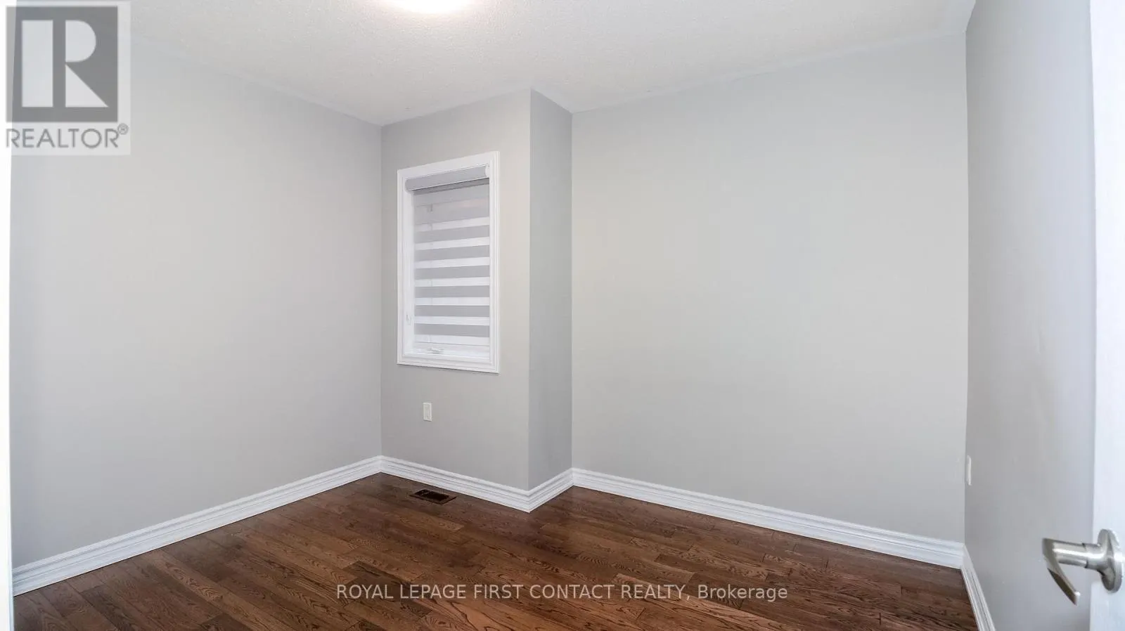 53 MONDIAL CRESCENT