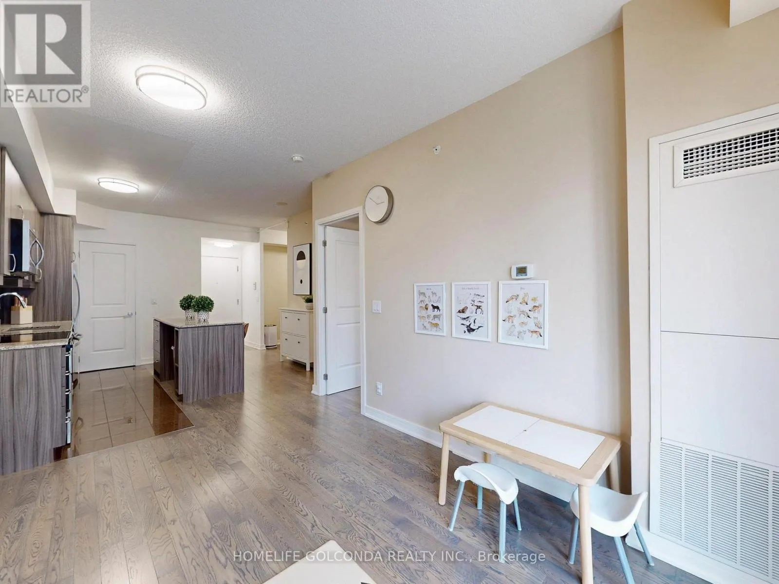1007 - 9205 YONGE STREET