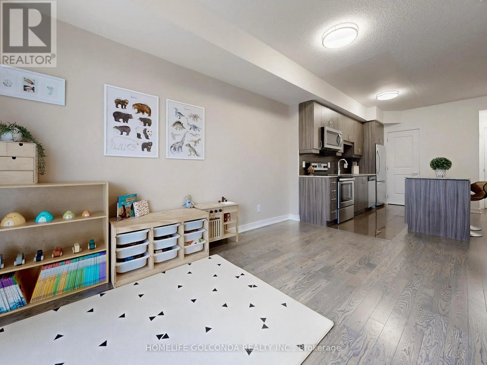 1007 - 9205 YONGE STREET