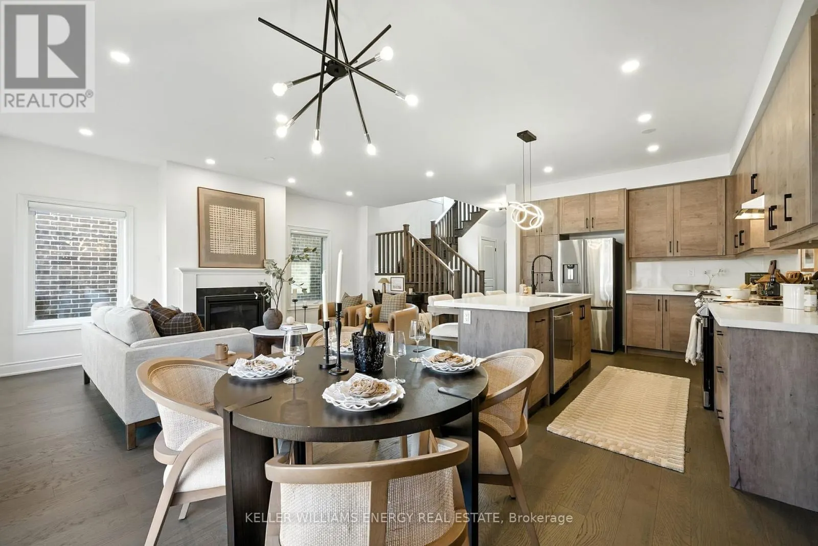23 ALAN WILLIAMS TRAIL