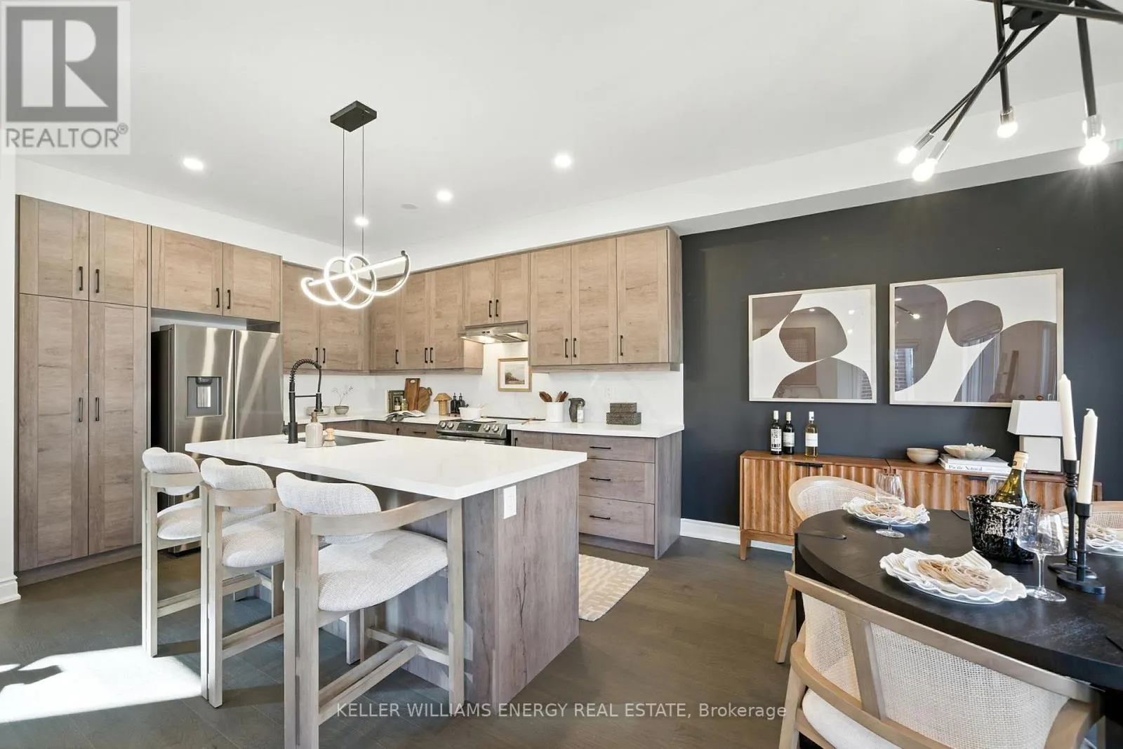 23 ALAN WILLIAMS TRAIL