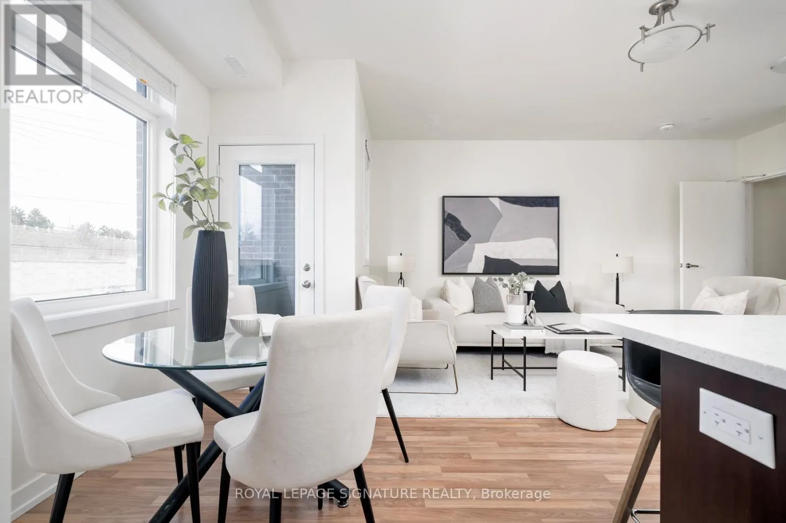 55 - 370 RED MAPLE ROAD