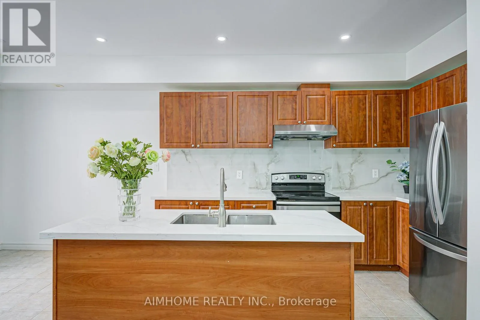 22 - 50 GREENSBOROUGH VILLAG CIRCLE