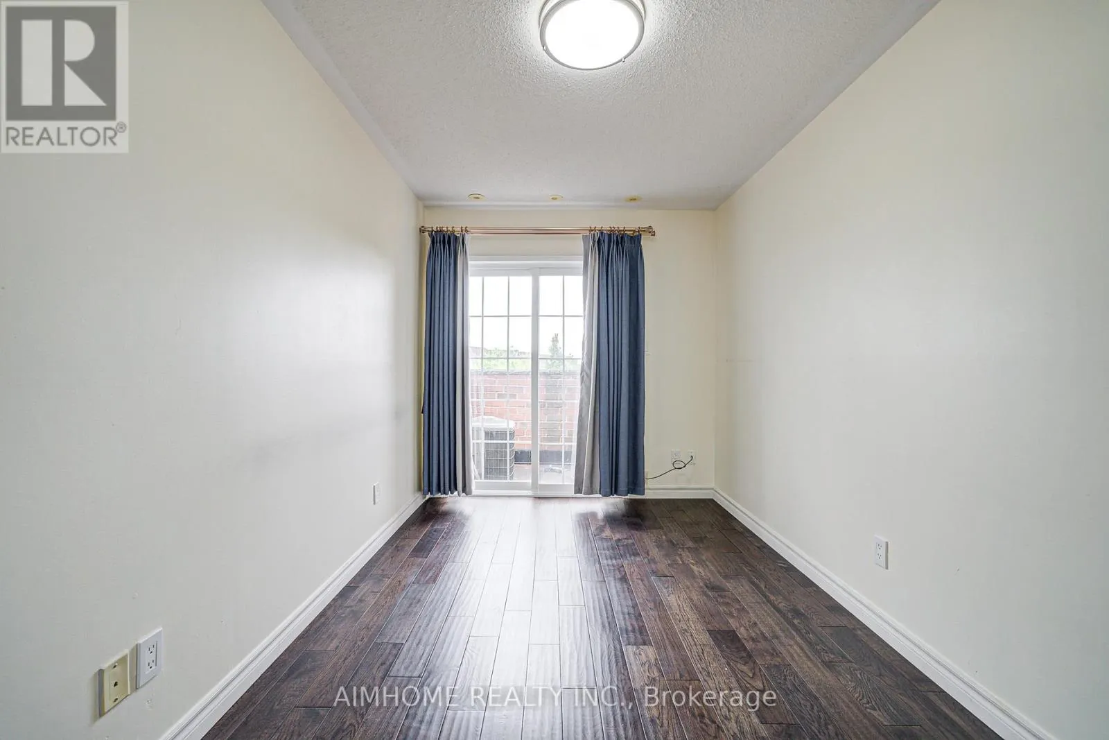 22 - 50 GREENSBOROUGH VILLAG CIRCLE