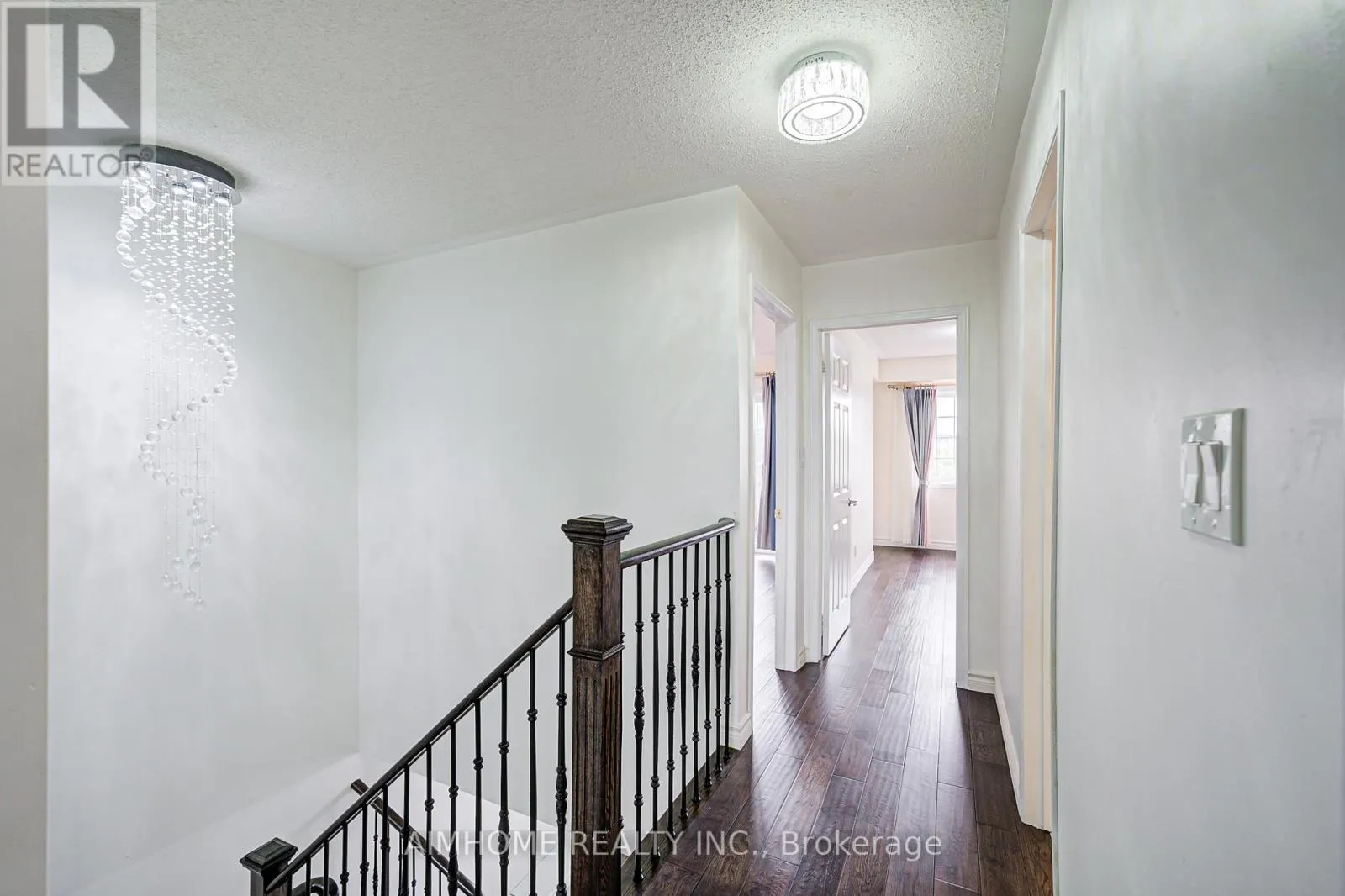 22 - 50 GREENSBOROUGH VILLAG CIRCLE