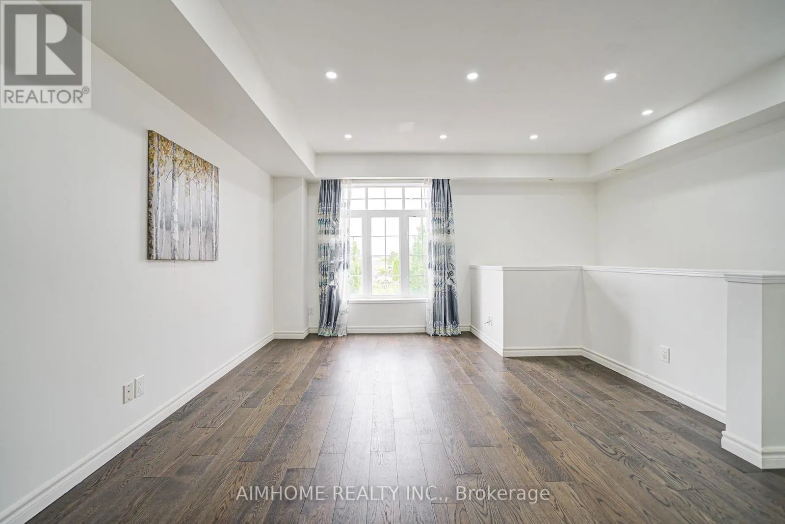 22 - 50 GREENSBOROUGH VILLAG CIRCLE