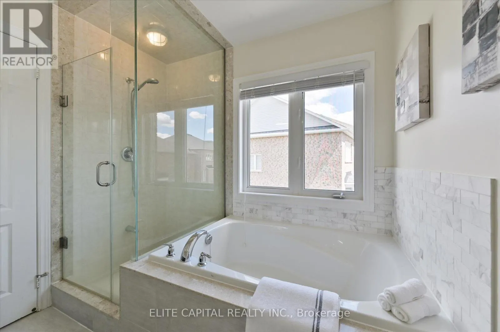 7 SALIX AVENUE