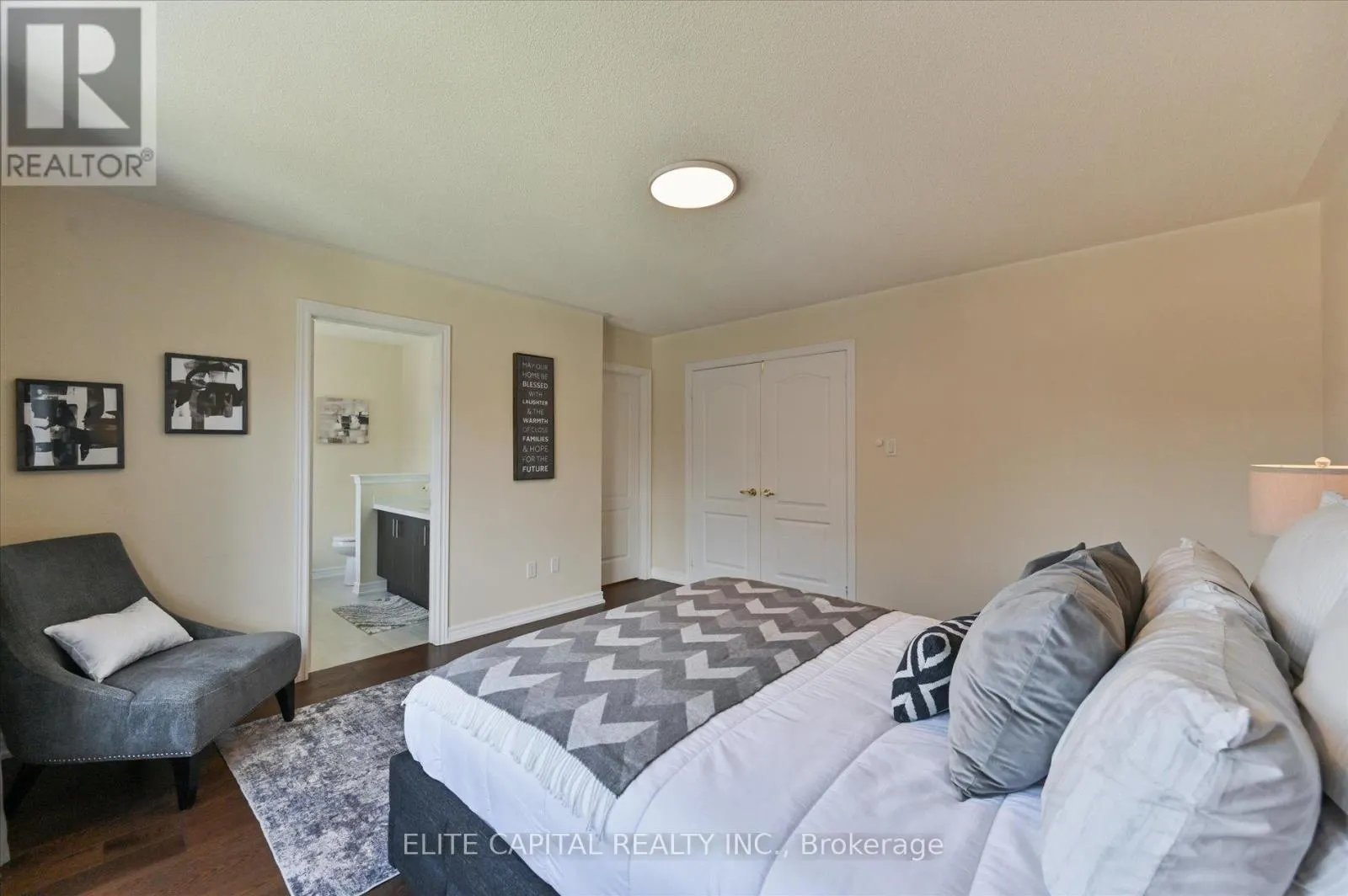 7 SALIX AVENUE