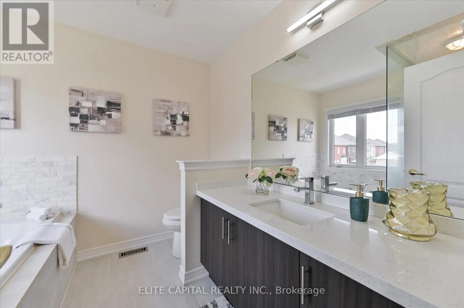 7 SALIX AVENUE
