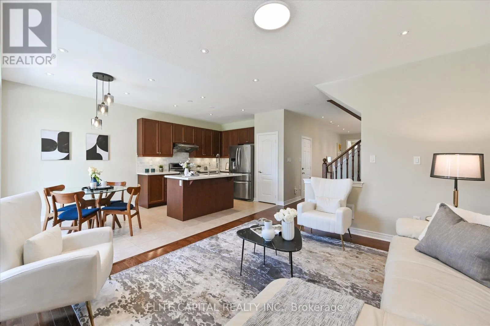 7 SALIX AVENUE