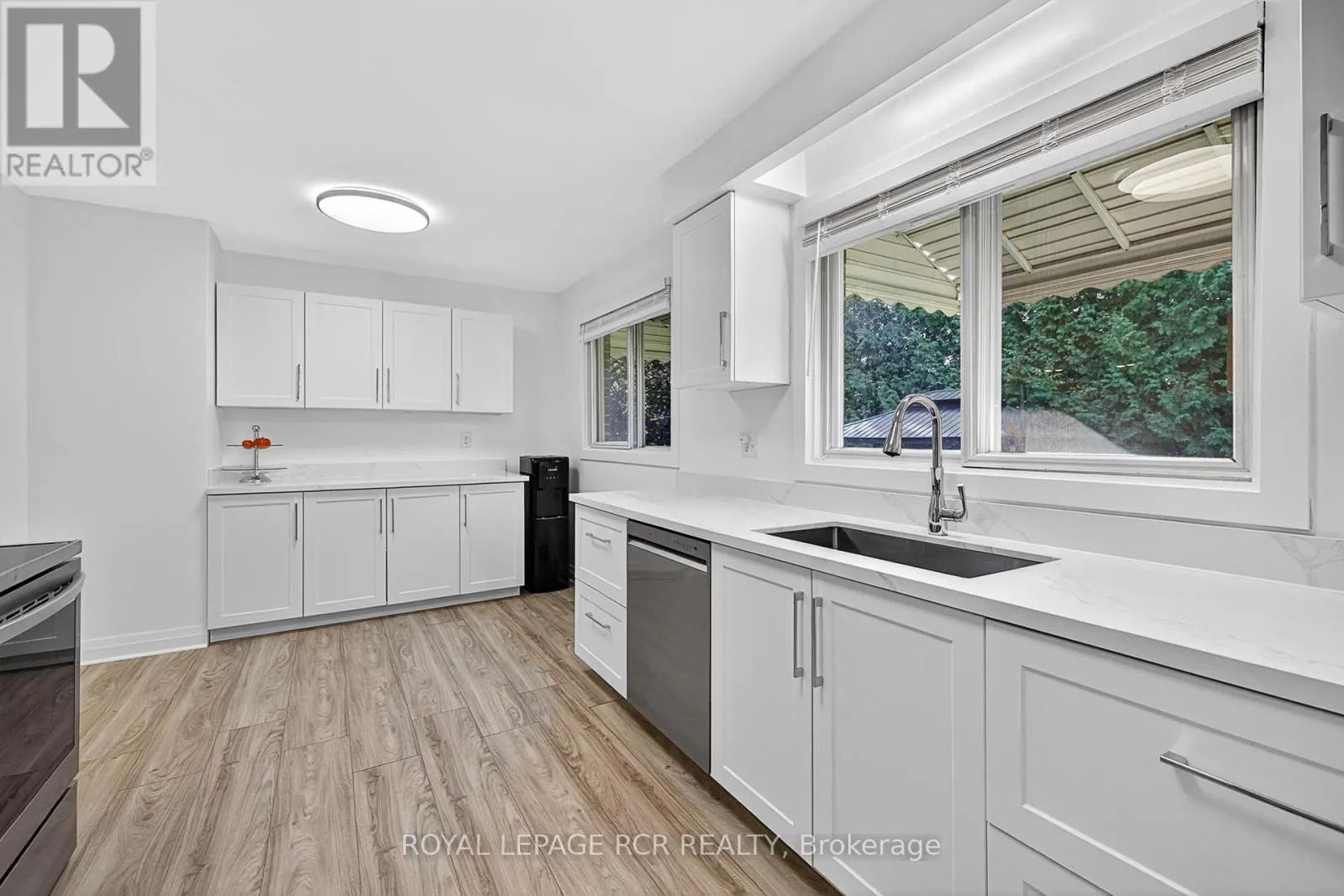 20 JASMINE CRESCENT