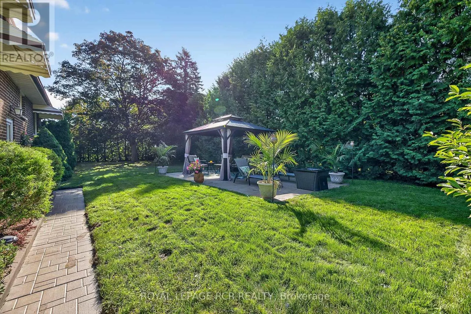 20 JASMINE CRESCENT