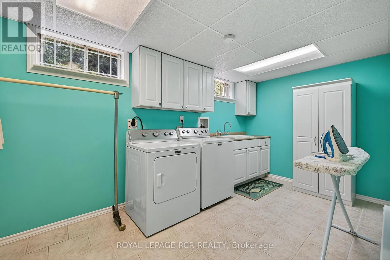 20 JASMINE CRESCENT