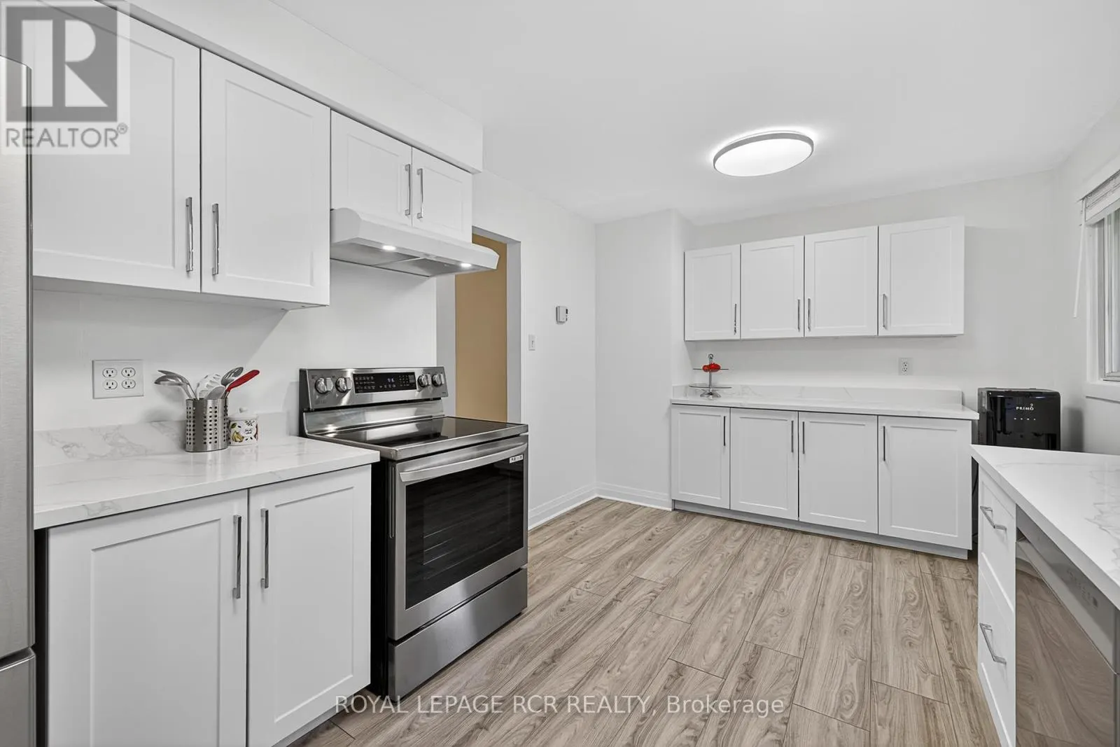 20 JASMINE CRESCENT