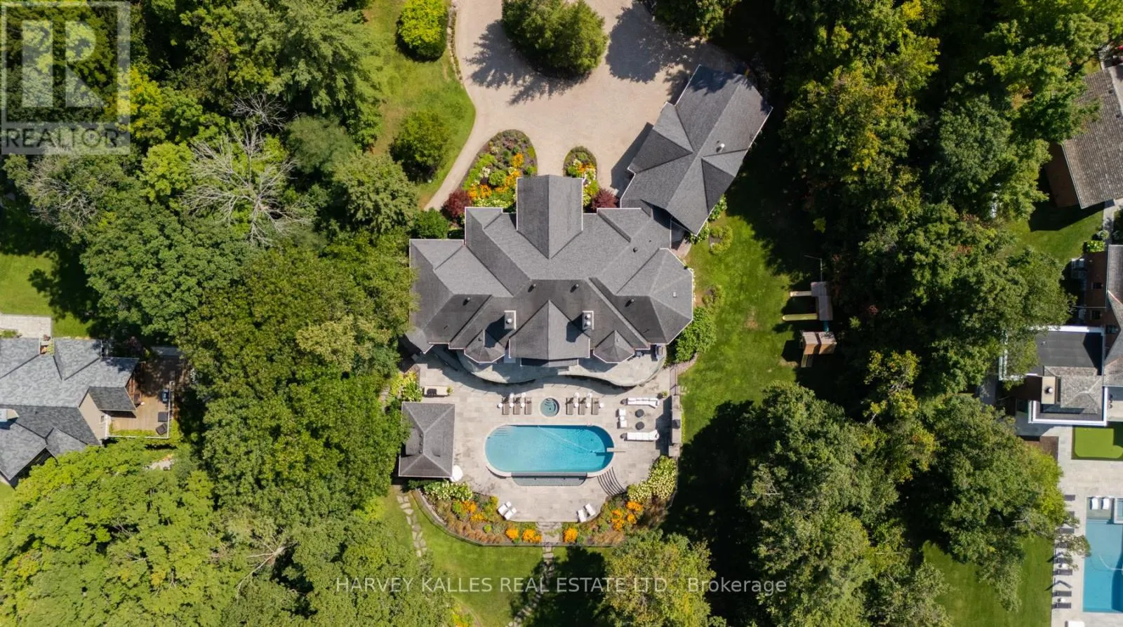 1562 LADYWOOD WAY