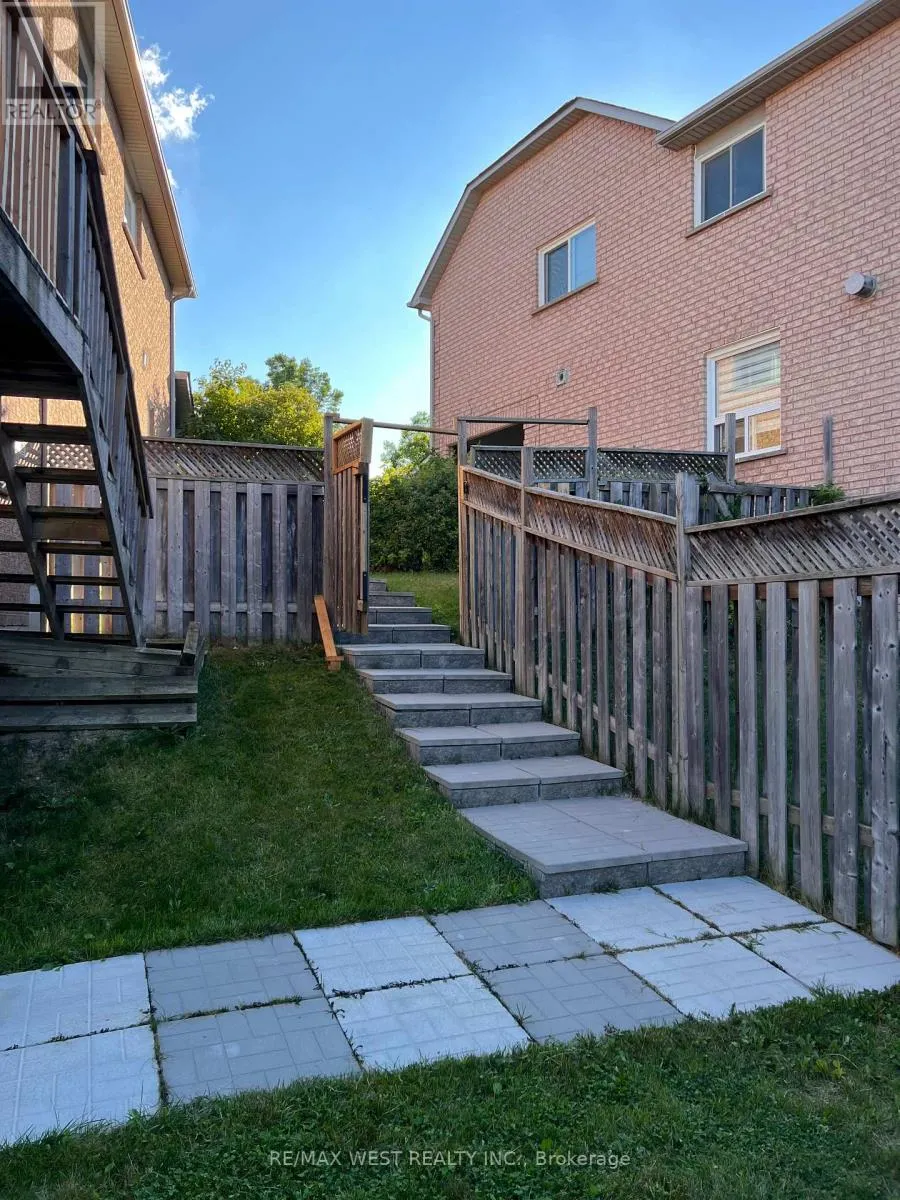 BSMT - 746 WALPOLE CRESCENT