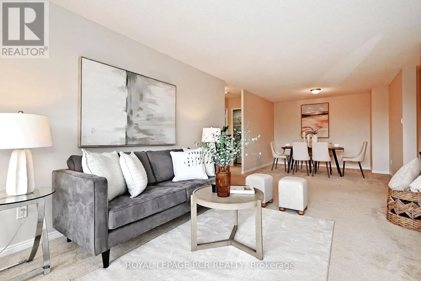 311 - 14924 YONGE STREET