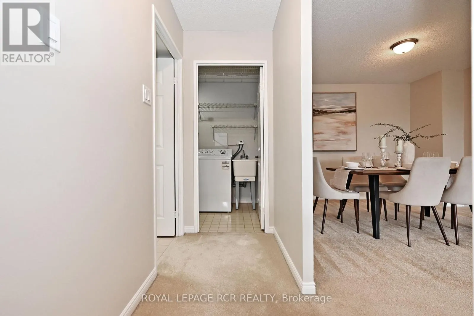 311 - 14924 YONGE STREET