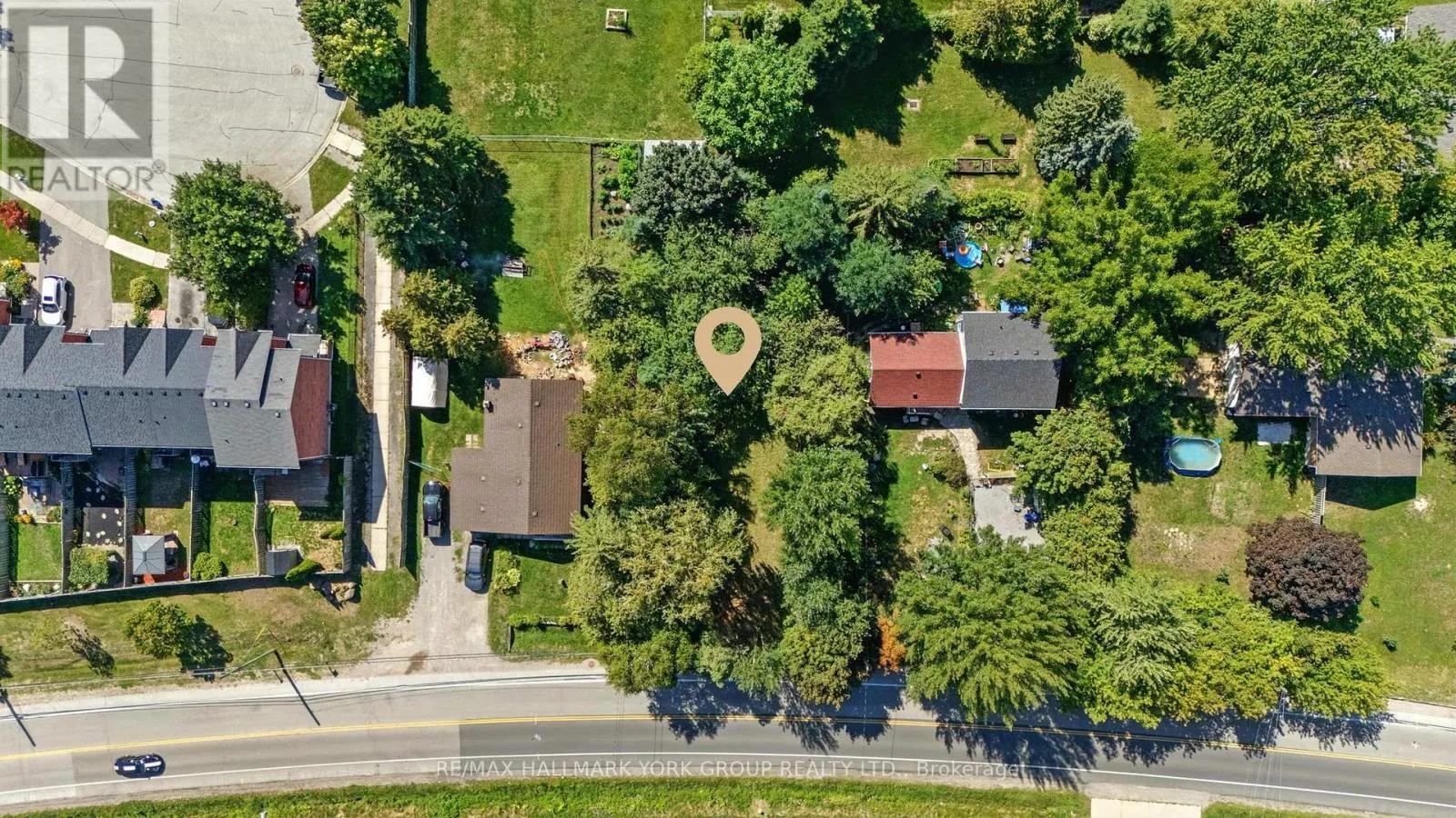 136 METRO ROAD N