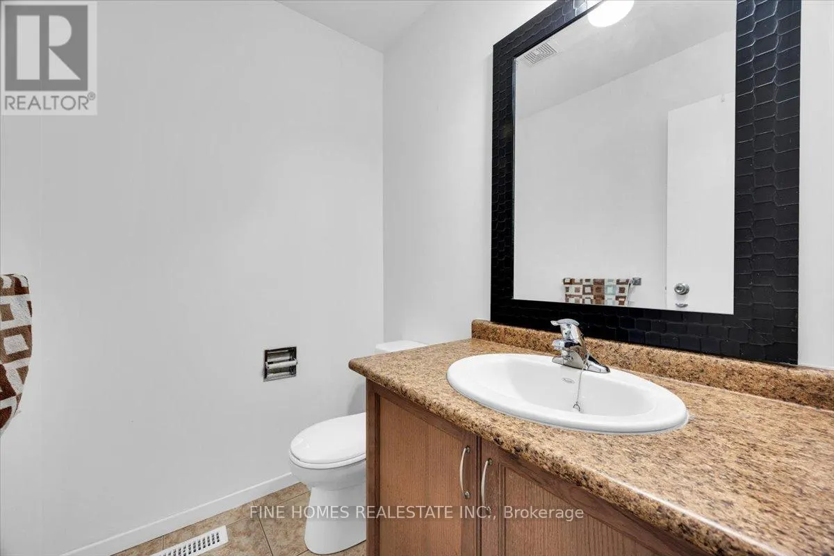 24 NEW HAVENS WAY