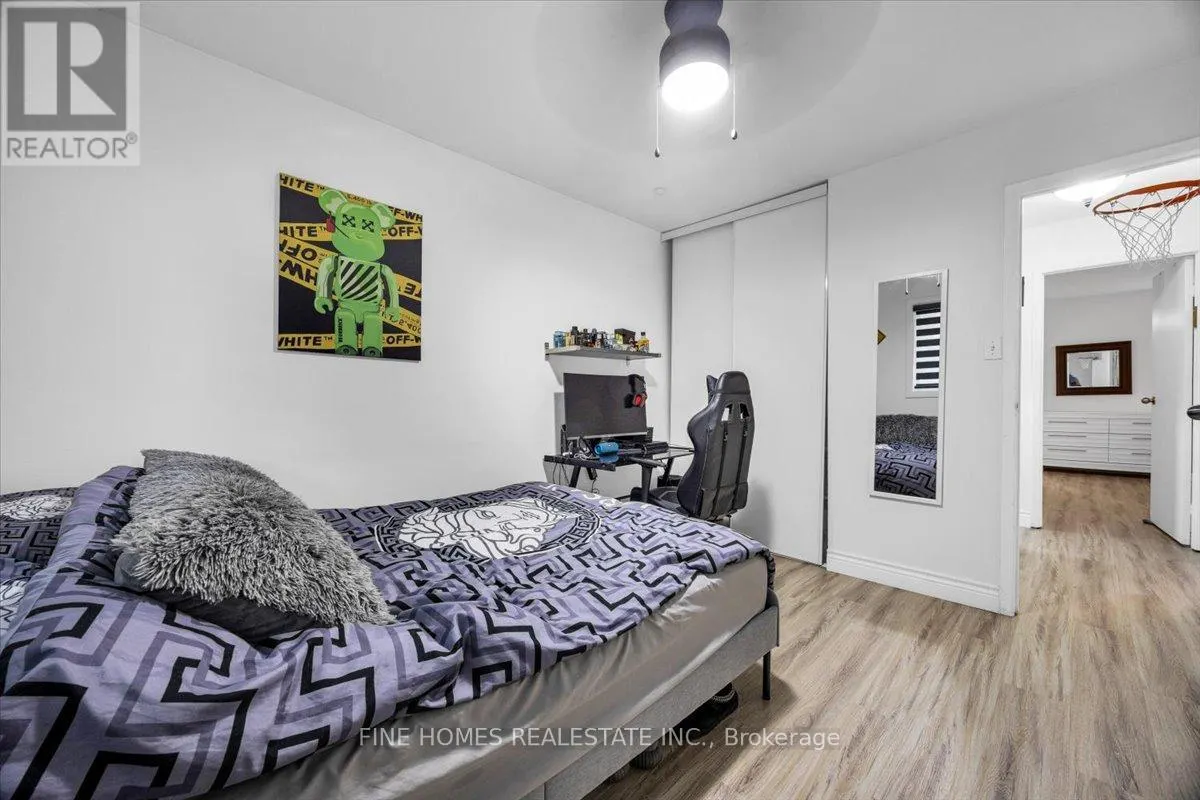 24 NEW HAVENS WAY