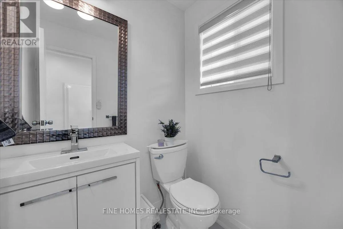 24 NEW HAVENS WAY