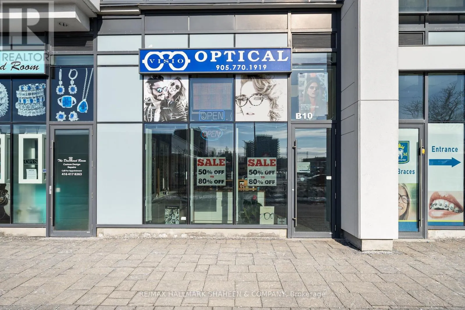 B10 - 9610 YONGE STREET