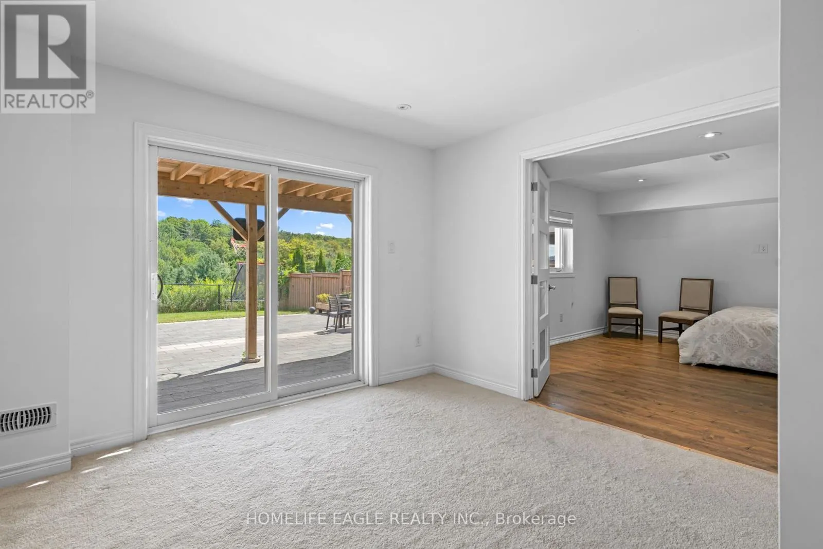 545 CLIFFORD PERRY PLACE