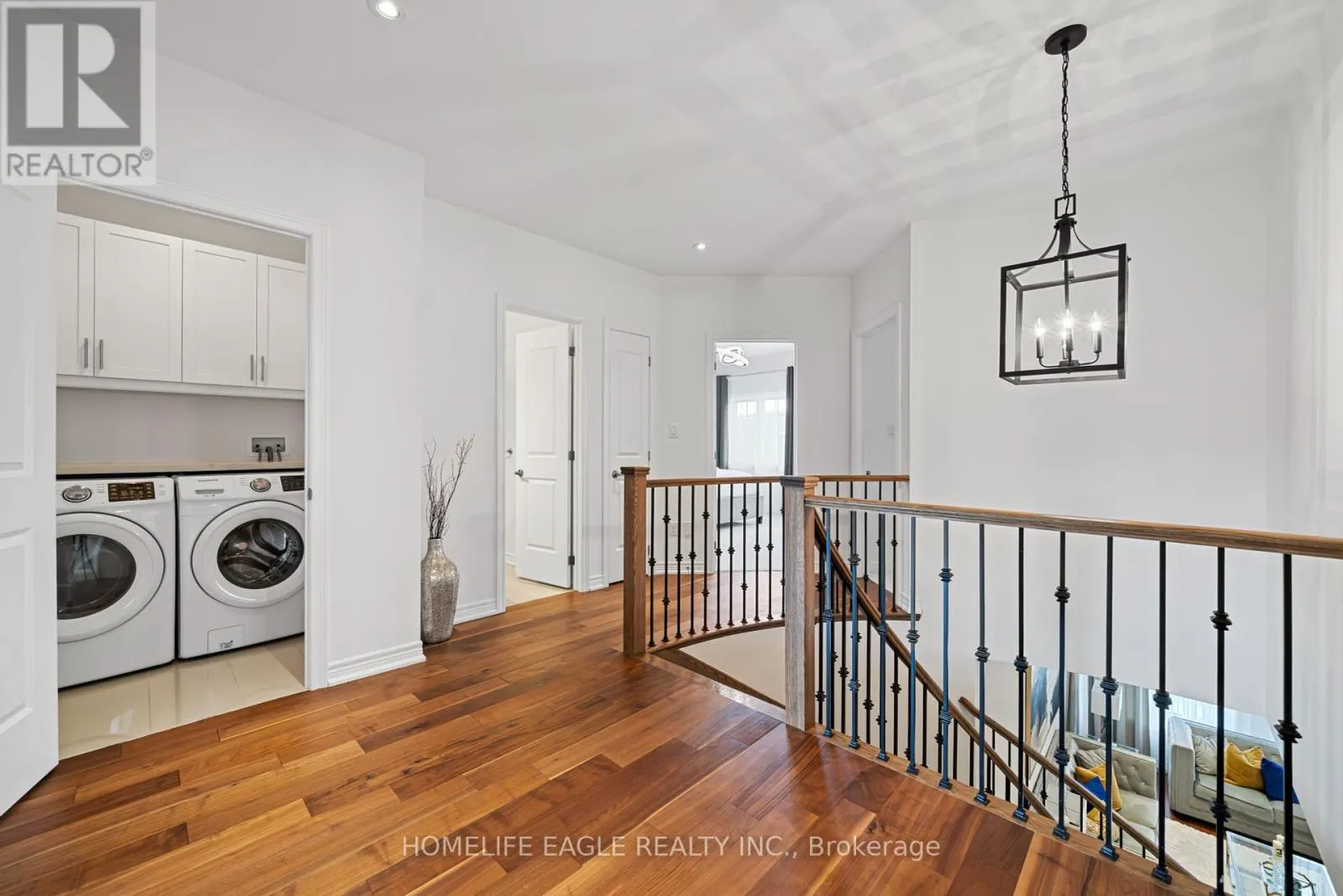 545 CLIFFORD PERRY PLACE