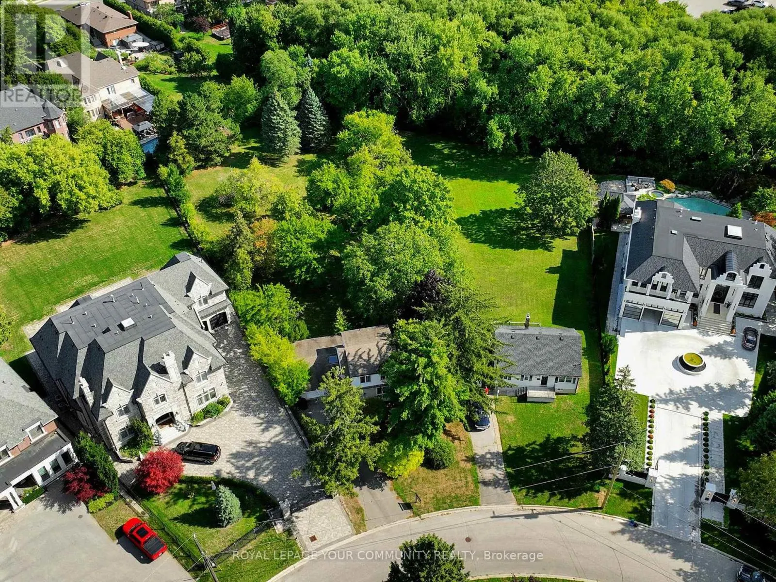 29 BOYLE DRIVE