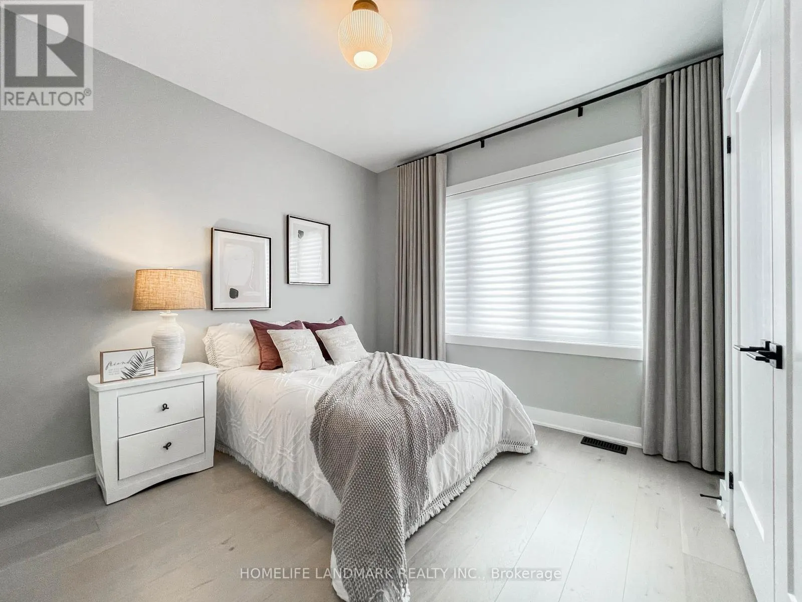 5 PARKSTONE ROAD