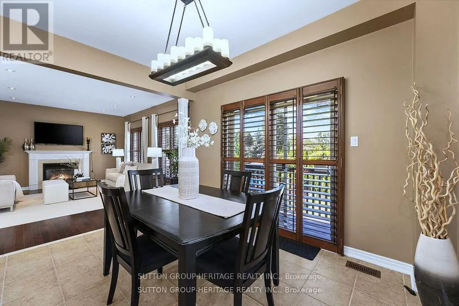 35 PONDMEDE CRESCENT