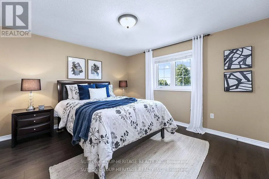 35 PONDMEDE CRESCENT