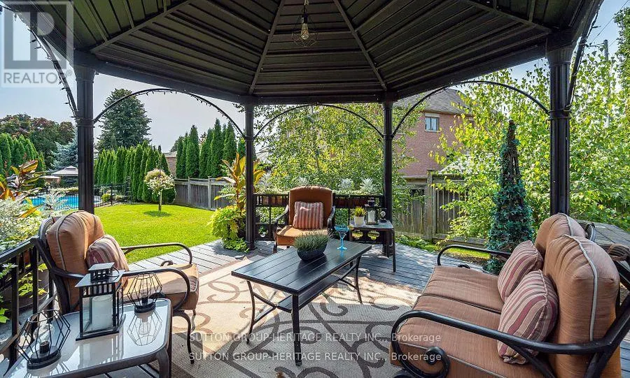 35 PONDMEDE CRESCENT