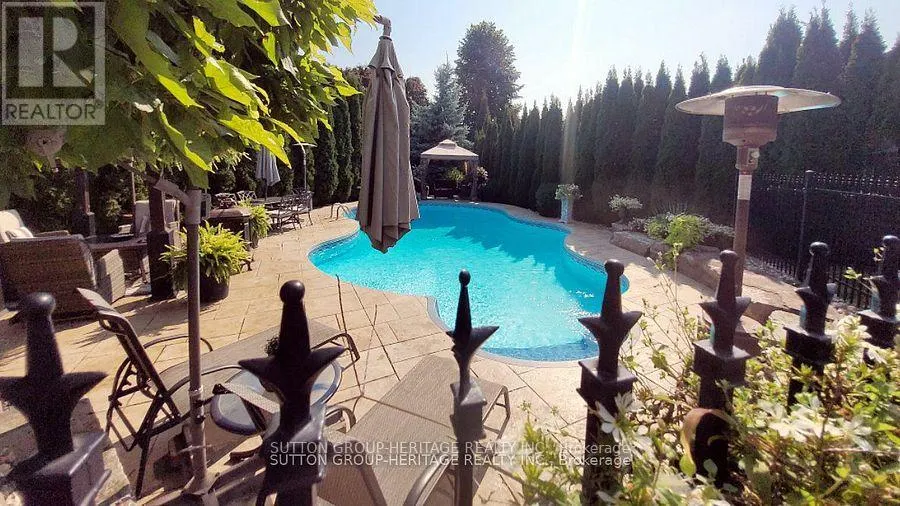 35 PONDMEDE CRESCENT