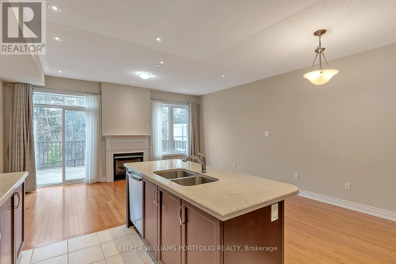 83 - 1331 MAJOR MACKENZIE DRIVE W