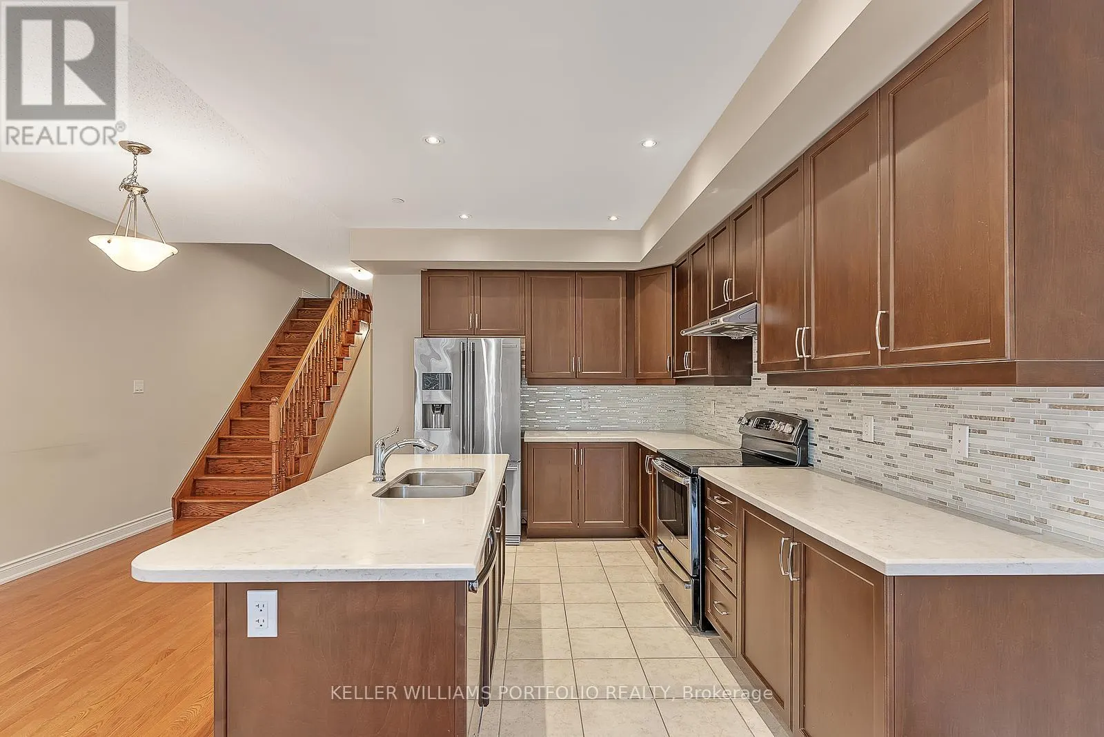 83 - 1331 MAJOR MACKENZIE DRIVE W