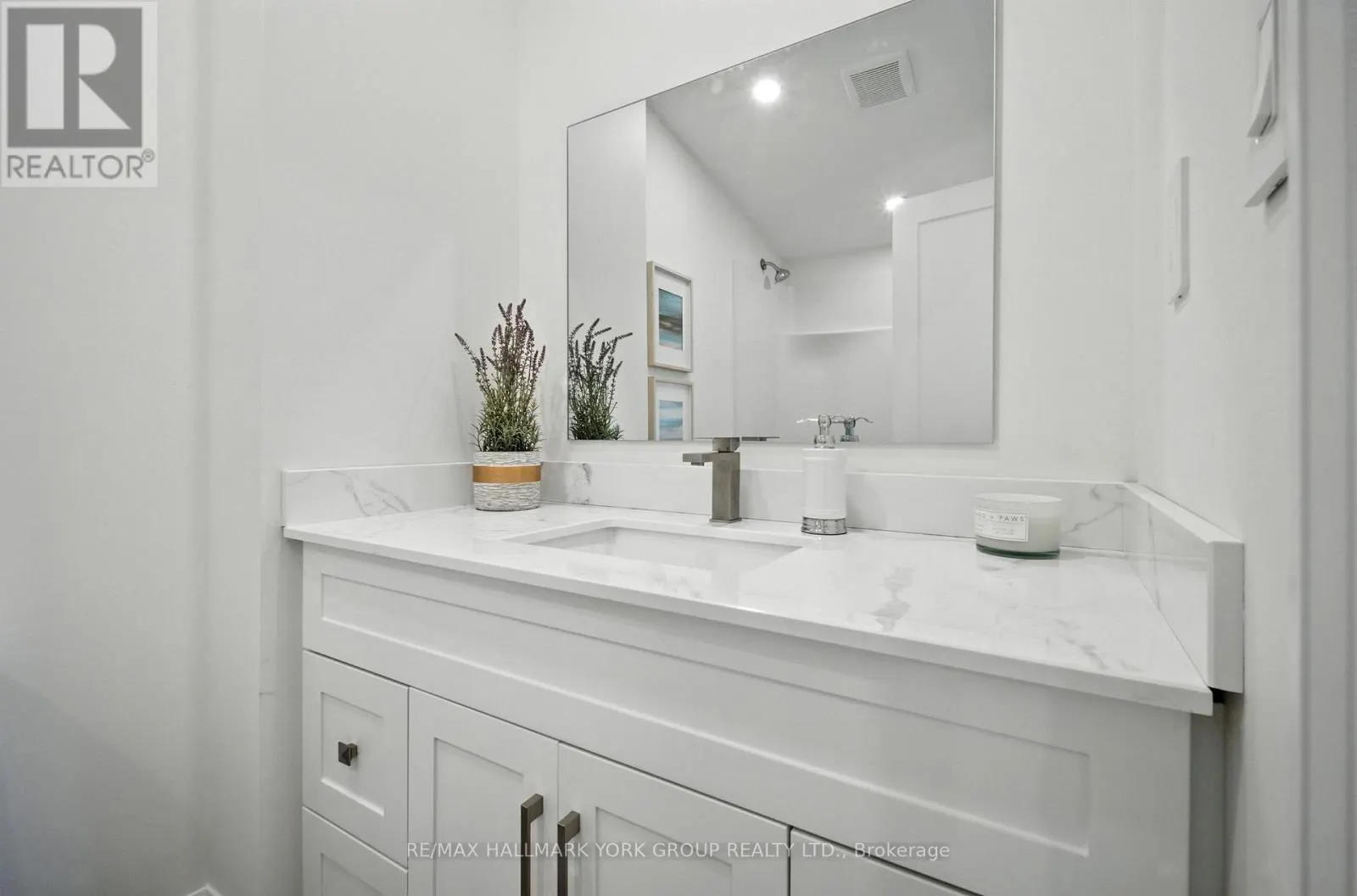 778 SHEPPARD AVENUE