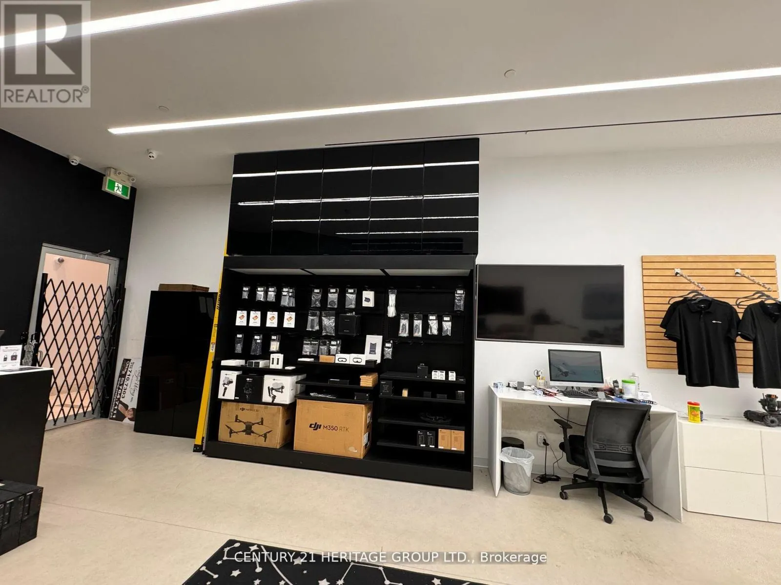106 - 7777 WESTON ROAD