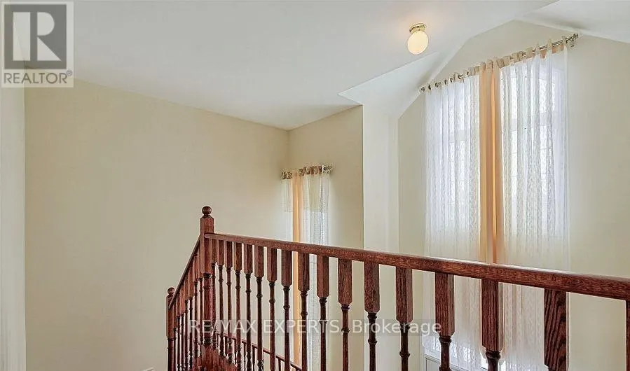 144 GOLD PARK GATE