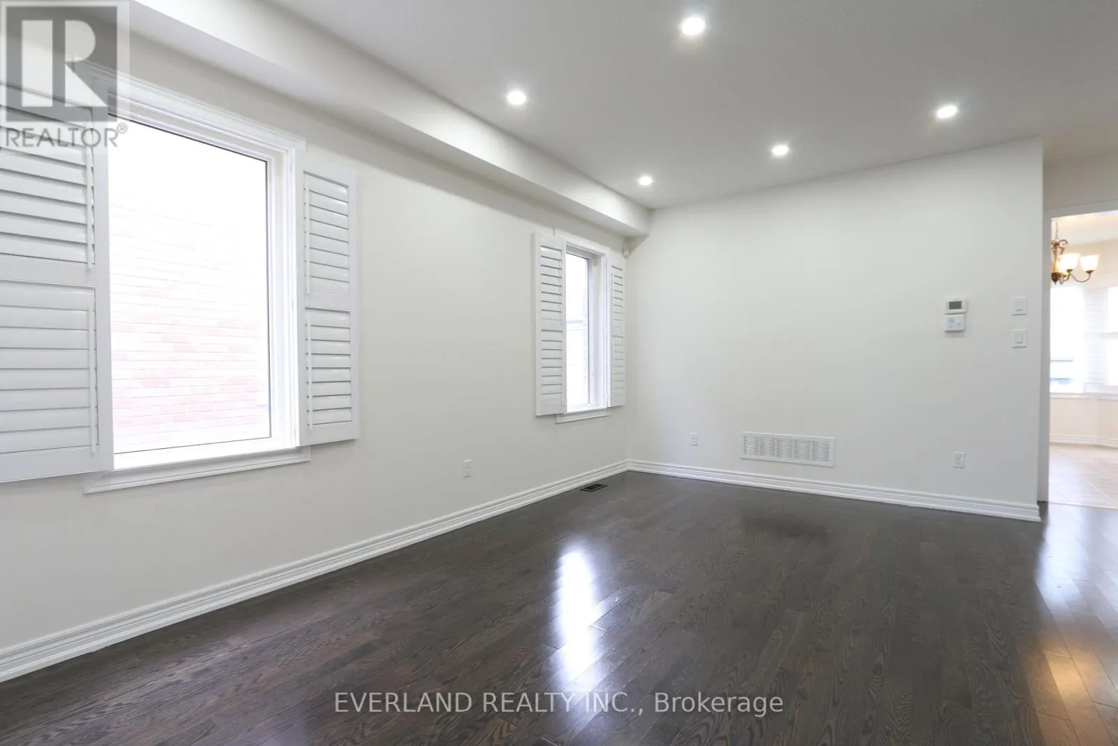 51 LUCIDA COURT