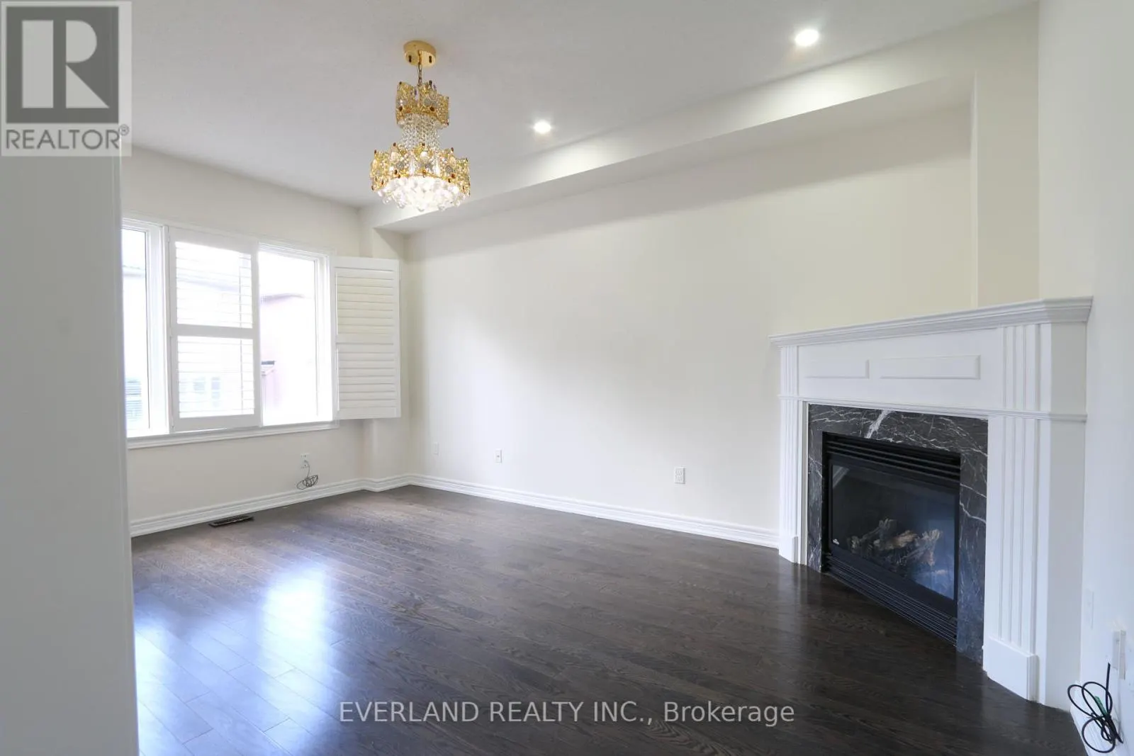 51 LUCIDA COURT
