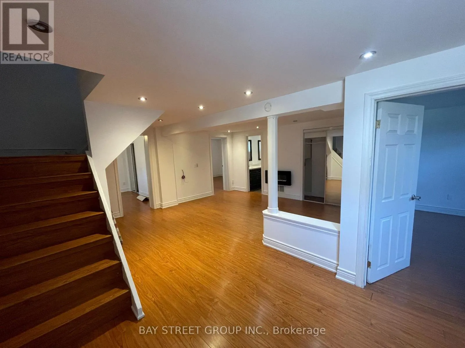 BSMT - 469 LYNETT CRESCENT