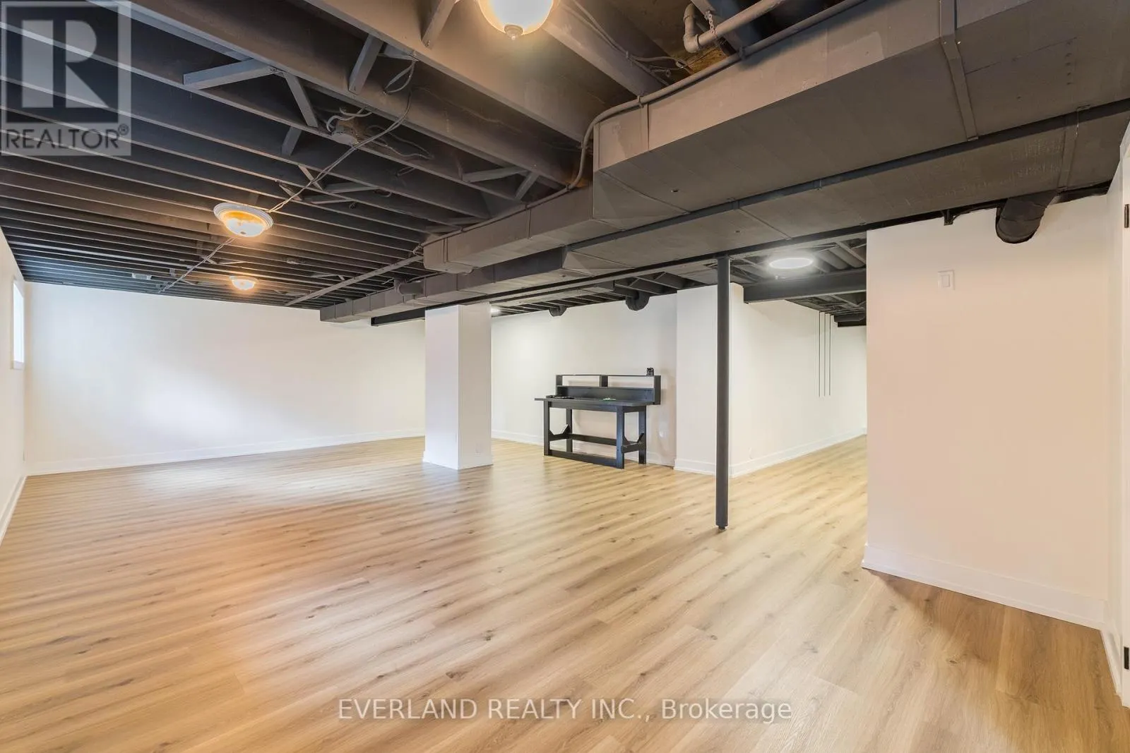 11 LIMELIGHT STREET
